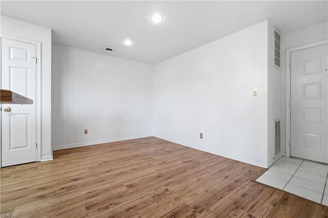 2521 Bridge Side PL, Virginia Beach, VA 23455