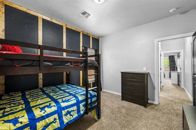 1504 Stonehouse Dr, Elgin, OK 73538