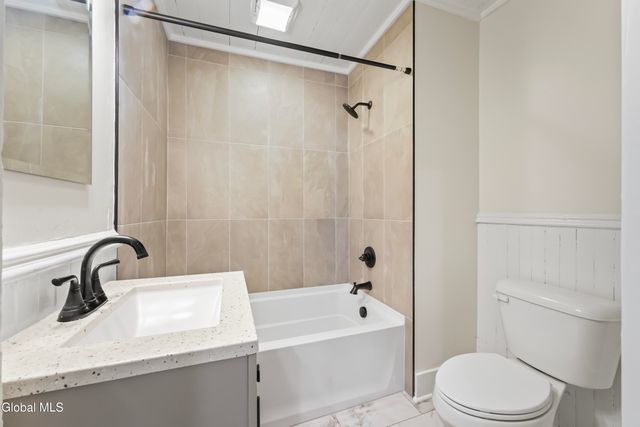 58 Lincoln Avenue, Saratoga Springs, NY 12866