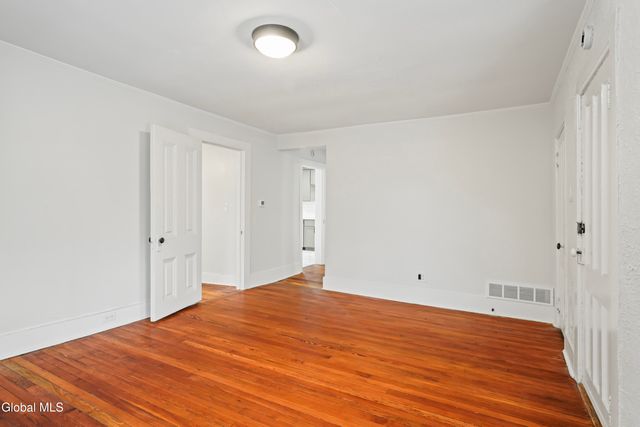 58 Lincoln Avenue, Saratoga Springs, NY 12866