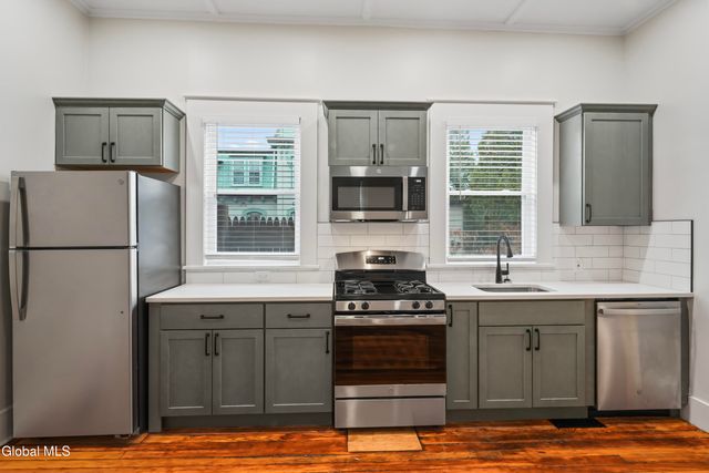 58 Lincoln Avenue, Saratoga Springs, NY 12866