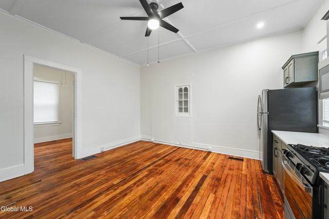 58 Lincoln Avenue, Saratoga Springs, NY 12866