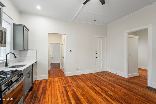 58 Lincoln Avenue, Saratoga Springs, NY 12866