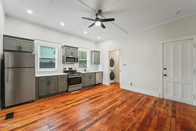 58 Lincoln Avenue, Saratoga Springs, NY 12866