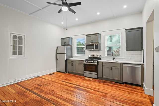 58 Lincoln Avenue, Saratoga Springs, NY 12866