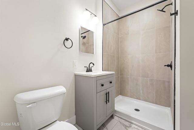 58 Lincoln Avenue, Saratoga Springs, NY 12866