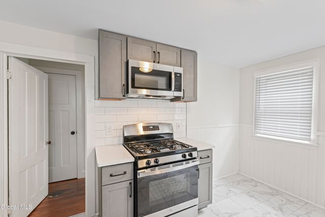 58 Lincoln Avenue, Saratoga Springs, NY 12866