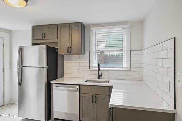 58 Lincoln Avenue, Saratoga Springs, NY 12866