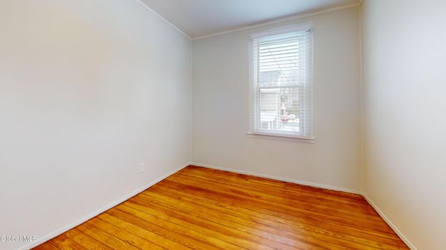 58 Lincoln Avenue, Saratoga Springs, NY 12866