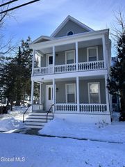 58 Lincoln Avenue, Saratoga Springs, NY 12866