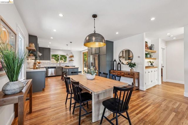4024 Elston Ave, Oakland, CA 94602