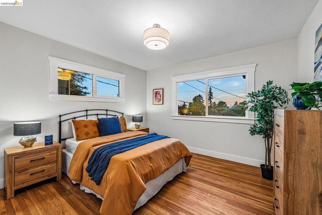 4024 Elston Ave, Oakland, CA 94602