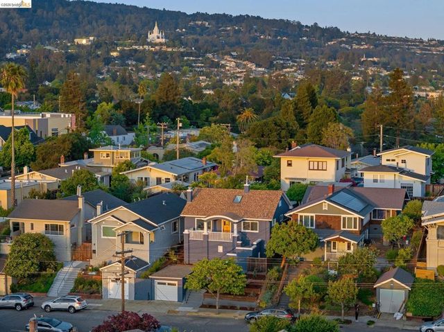 4024 Elston Ave, Oakland, CA 94602