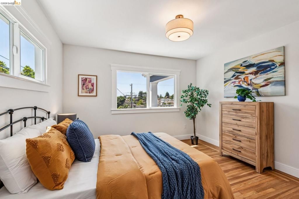 Image 35 of property listing at 4024 Elston Ave, Oakland, CA 94602