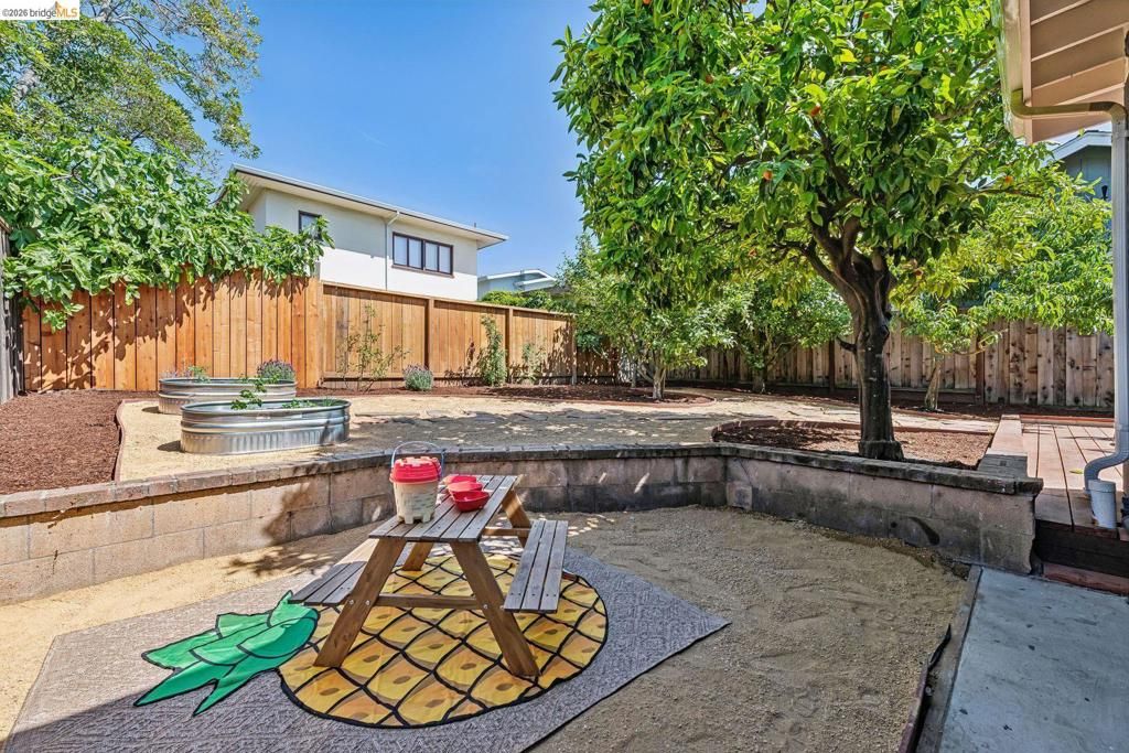 Image 48 of property listing at 4024 Elston Ave, Oakland, CA 94602