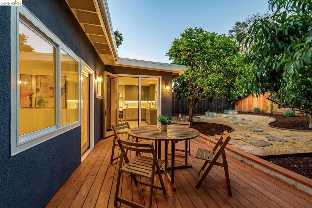 Image 53 of property listing at 4024 Elston Ave, Oakland, CA 94602