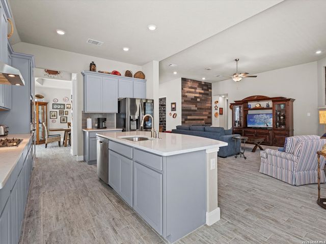 32164 Cardamom, Bulverde, TX 78163