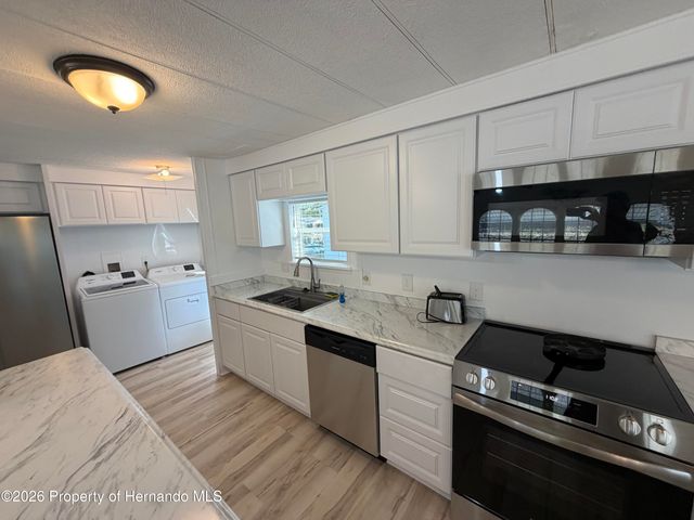 7196 Westwind Street, Weeki Wachee, FL 34607