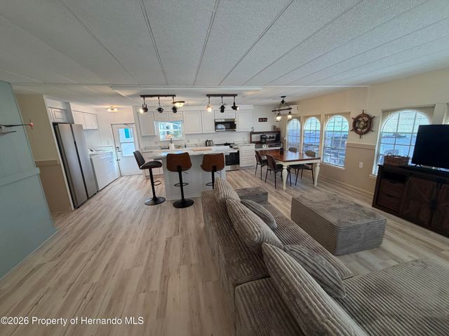 7196 Westwind Street, Weeki Wachee, FL 34607