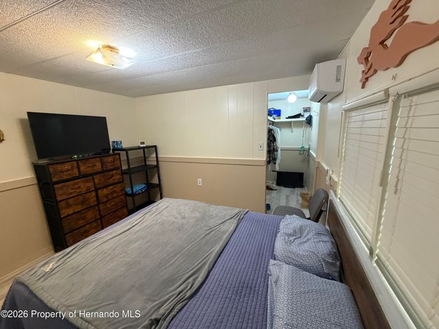 7196 Westwind Street, Weeki Wachee, FL 34607