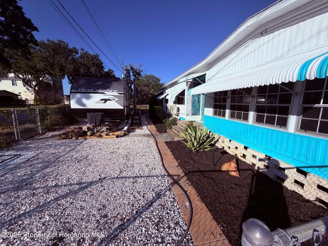 7196 Westwind Street, Weeki Wachee, FL 34607