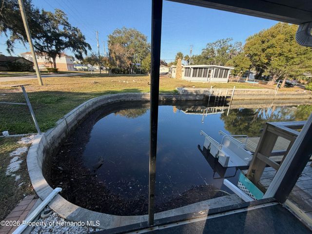 7196 Westwind Street, Weeki Wachee, FL 34607