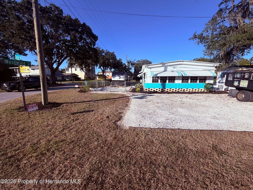 7196 Westwind Street, Weeki Wachee, FL 34607