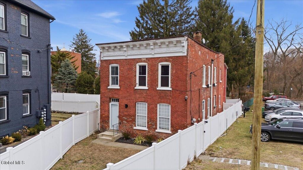 5 Short Street, Cohoes, NY 12047