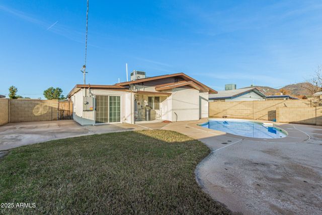 2353 W Lupine Avenue, Phoenix, AZ 85029