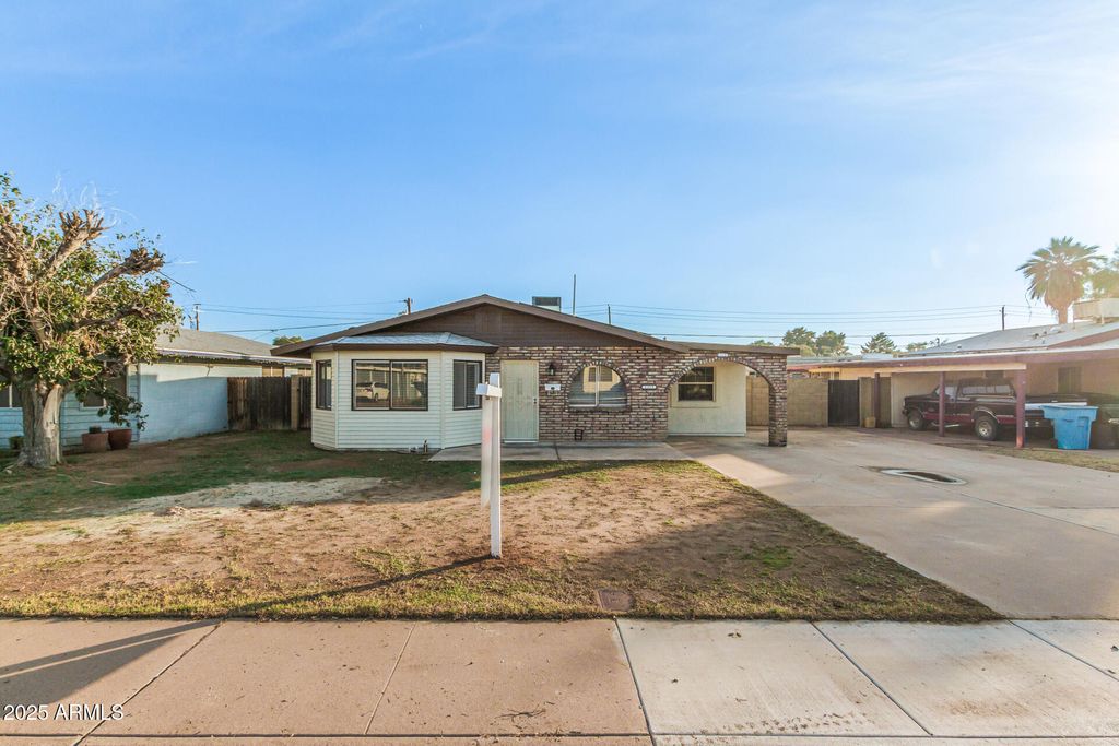 2353 W Lupine Avenue, Phoenix, AZ 85029