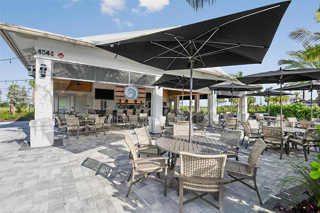 3246 ALBA CIRCLE, Bradenton, FL 34211