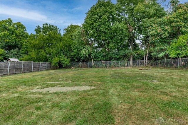 1013 Virginia Avenue, Franklin, OH 45005