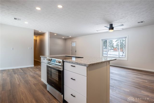 1013 Virginia Avenue, Franklin, OH 45005