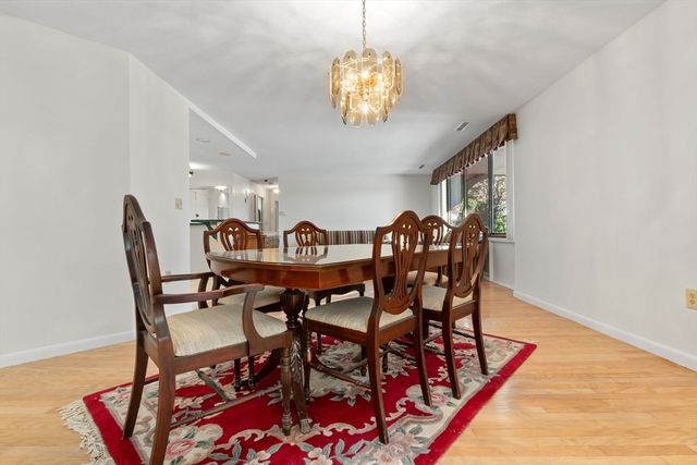 1008 Paradise Road 1M, Swampscott, MA 01907