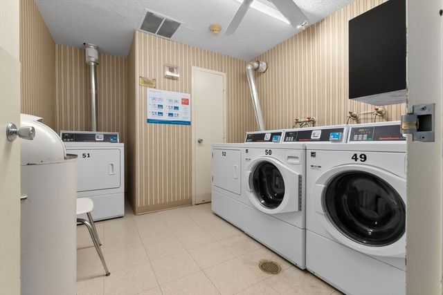 1008 Paradise Road 1M, Swampscott, MA 01907