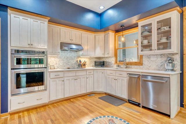 1495 Walnut Run DR, Hardy, VA 24101