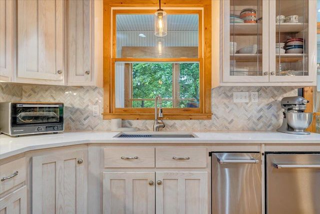 1495 Walnut Run DR, Hardy, VA 24101