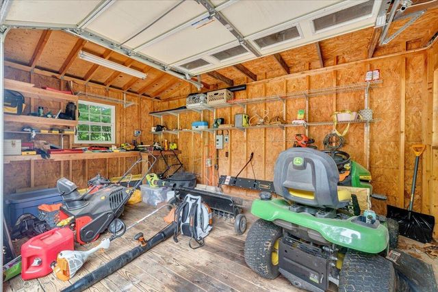 1495 Walnut Run DR, Hardy, VA 24101