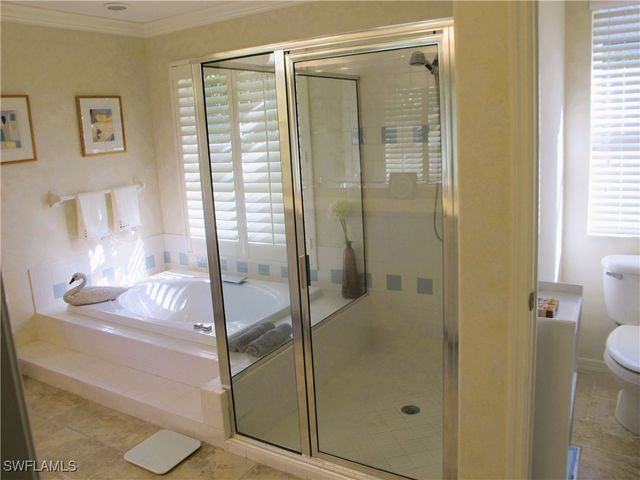 3870 Midshore DR, Naples, FL 34109