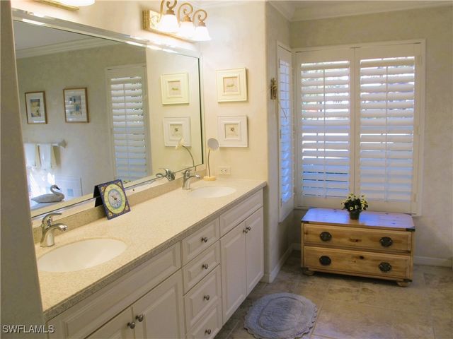 3870 Midshore DR, Naples, FL 34109