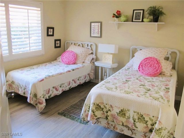 3870 Midshore DR, Naples, FL 34109