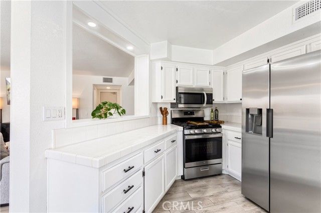 24550 Camino Meridiana, Murrieta, CA 92562