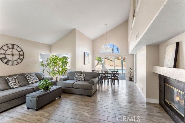 24550 Camino Meridiana, Murrieta, CA 92562