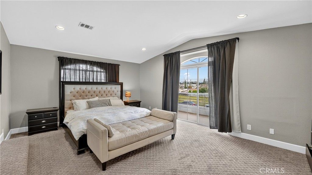 Image 26 of property listing at 1624 La Paloma, Placentia, CA 92870