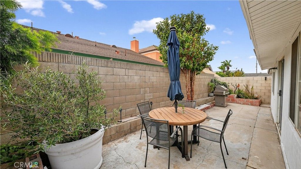 Image 4 of property listing at 1624 La Paloma, Placentia, CA 92870