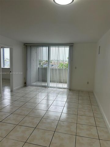10000 NW 80th Court 2456, Hialeah Gardens, FL 33016