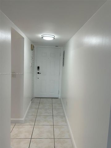 10000 NW 80th Court 2456, Hialeah Gardens, FL 33016