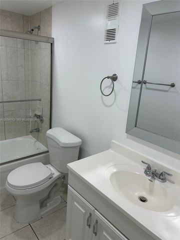 10000 NW 80th Court 2456, Hialeah Gardens, FL 33016