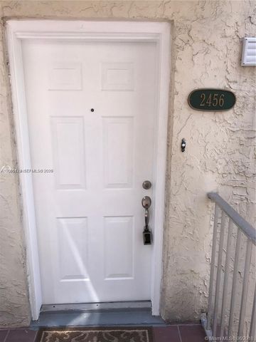 10000 NW 80th Court 2456, Hialeah Gardens, FL 33016