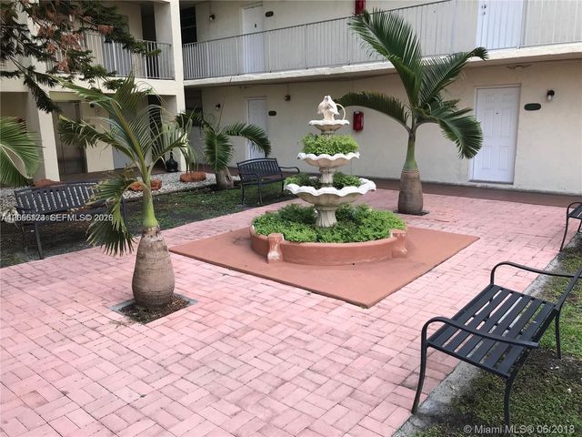 10000 NW 80th Court 2456, Hialeah Gardens, FL 33016